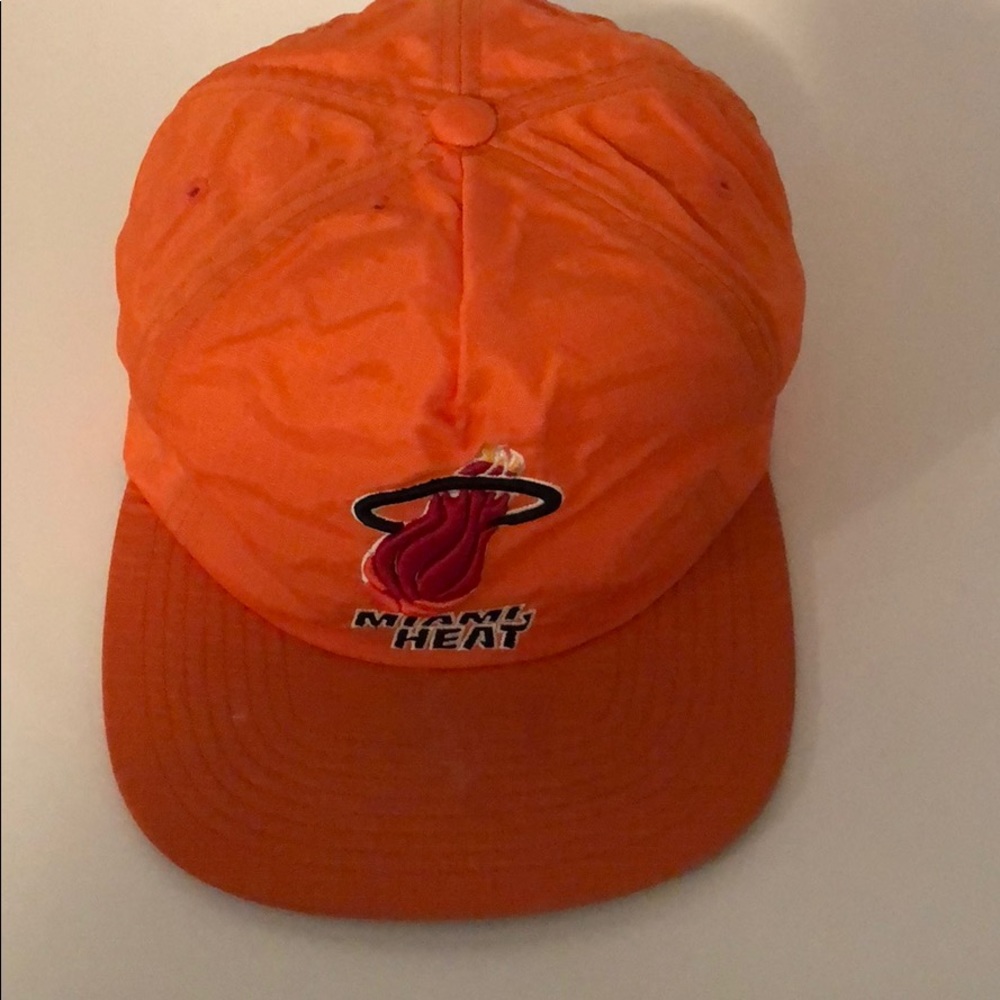 Miami Heat zip back